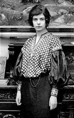 Katharina Mann in Munich in 1905-she later converted to Lutheranism