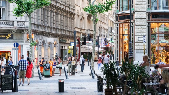 street photography Budapest